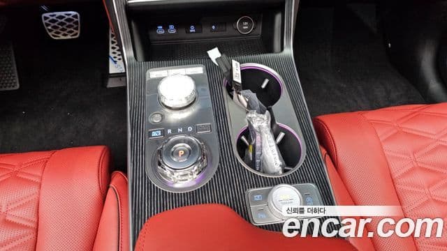 Genesis GV80 Coupe 2025 — Şəkil 9/20