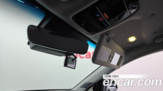 Hyundai Grandeur 2023 — ფოტო 19/20