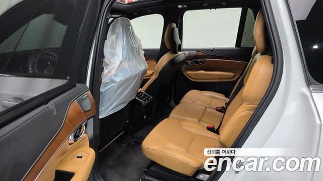 Volvo XC90 2020 — Şəkil 12/20