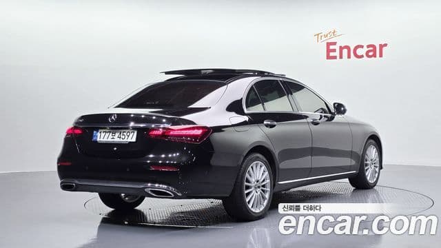 Mercedes-Benz E-Class 2022 — Şəkil 2/20