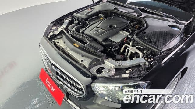 Mercedes-Benz E-Class 2022 — Şəkil 6/20