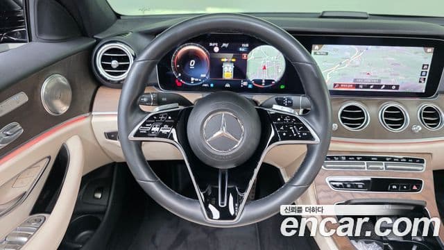 Mercedes-Benz E-Class 2022 — Şəkil 13/20