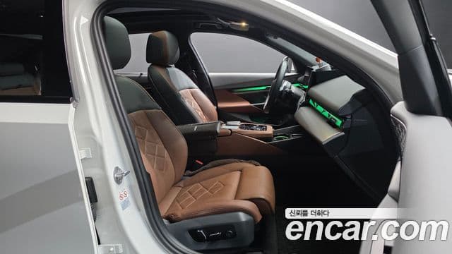 BMW 5 Series 2024 — Şəkil 1/31