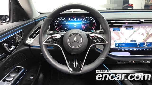 Mercedes-Benz E-Class 2024 — ფოტო 12/20