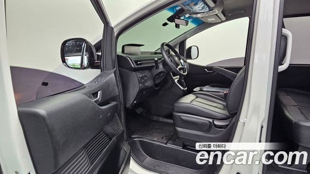 Hyundai Staria 2022 — Şəkil 10/20