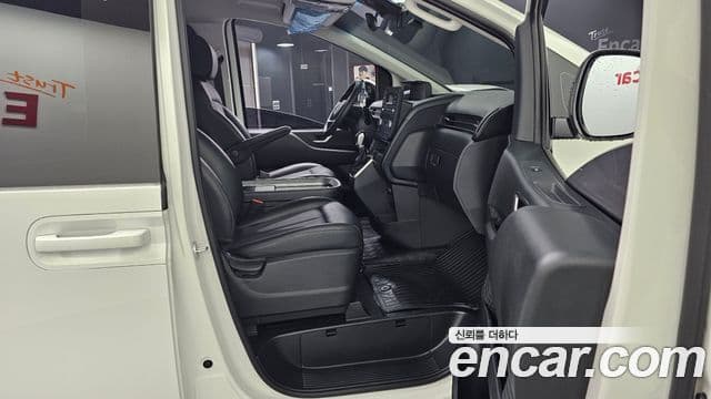 Hyundai Staria 2022 — Şəkil 11/20
