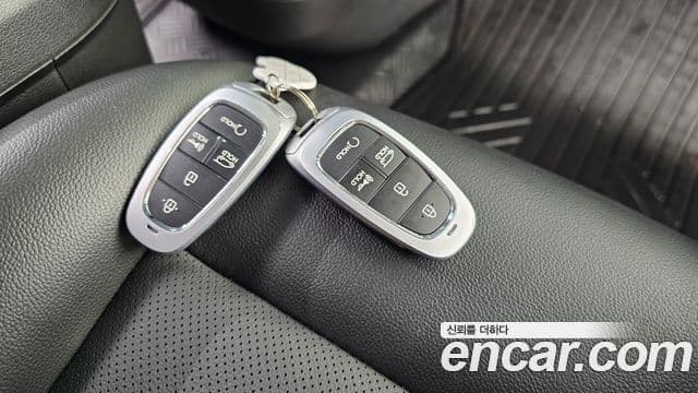 Hyundai Staria 2022 — Şəkil 16/20