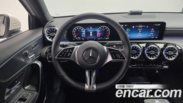Mercedes-Benz A-Class 2025 — Şəkil 13/20