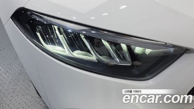 Mercedes-Benz A-Class 2025 — Photo 10/31