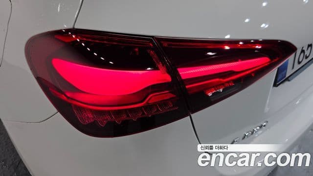 Mercedes-Benz A-Class 2025 — Photo 23/31