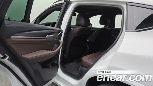 BMW X4 2025 — Şəkil 15/20
