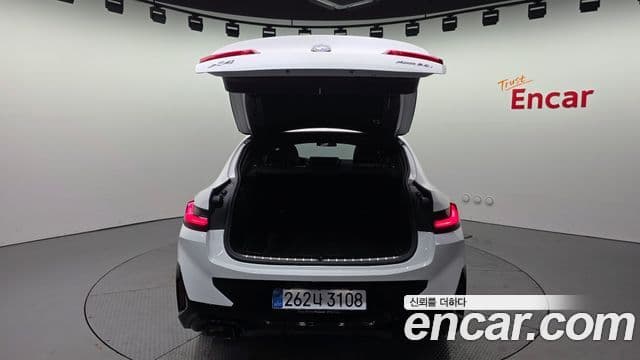 BMW X4 2025 — Şəkil 18/20