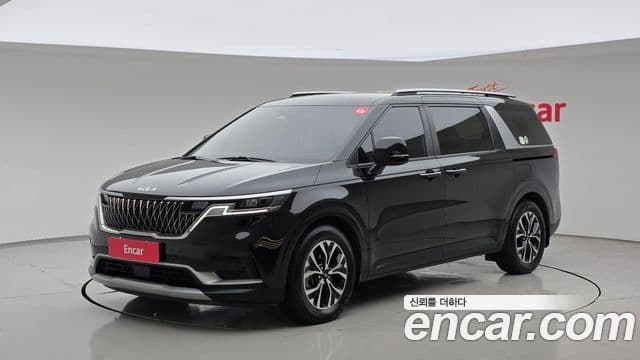 Kia Carnival 2023 — ფოტო 1/20