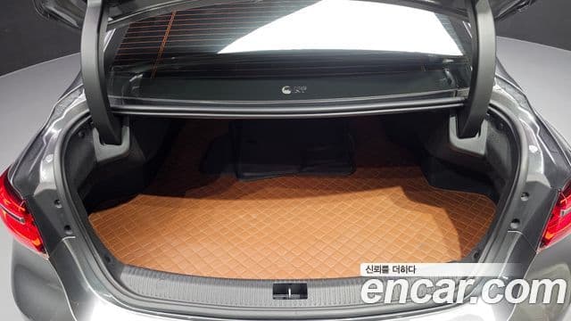Renault Samsung SM6 2023 — Photo 10/32