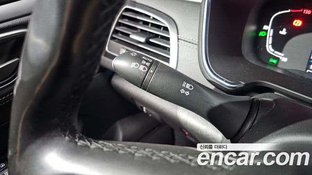 Renault Samsung SM6 2023 — Photo 29/32