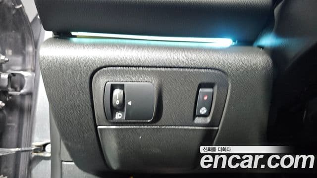 Renault Samsung SM6 2023 — Photo 30/32