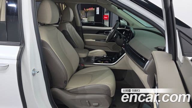 Kia Carnival 2021 — Şəkil 11/20