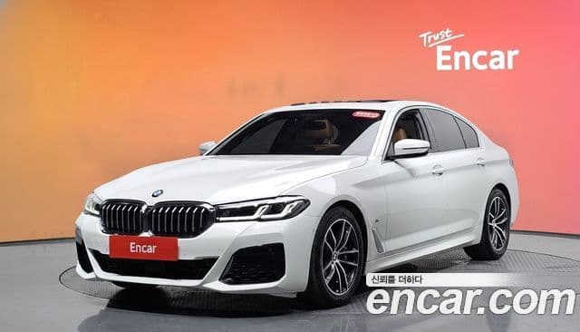 BMW 5 Series 2022 — ფოტო 1/20