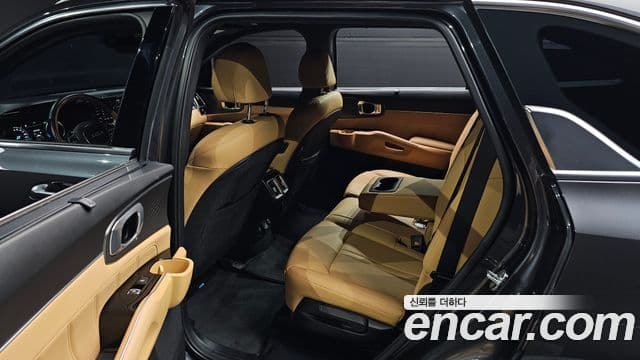 Kia Sorento 2022 — Şəkil 11/20
