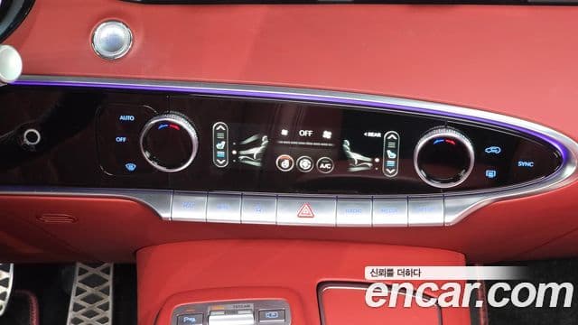 Genesis GV70 2022 — ფოტო 31/33