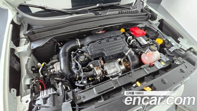 Jeep Renegade 2023 — ფოტო 6/20