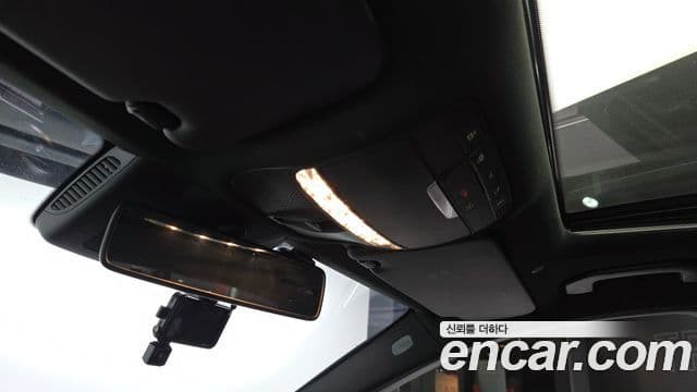 Mercedes-Benz C-Class 2019 — Şəkil 15/20