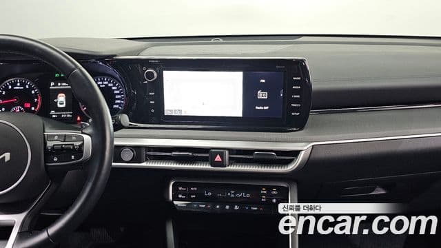 Kia K5 2023 — Şəkil 15/20