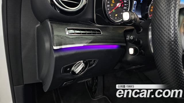 Mercedes-Benz E-Class 2018 — ფოტო 16/20