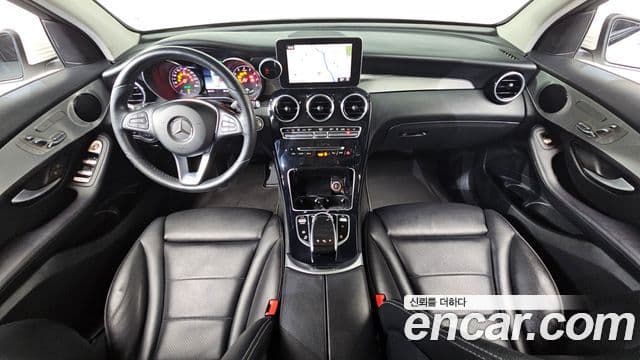 Mercedes-Benz GLC-Class 2018 — Şəkil 7/20