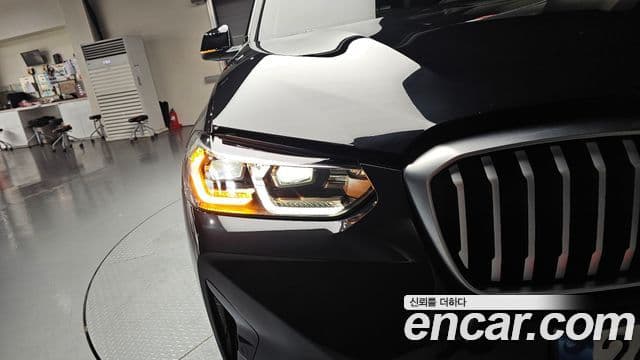 BMW X3 2022 — Photo 31/31