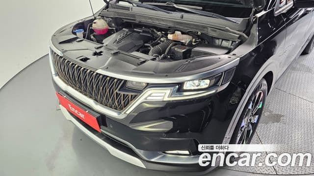 Kia Carnival 2021 — фото 6 из 20