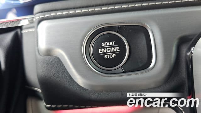 Mercedes-Benz G-Class 2023 — ფოტო 19/20