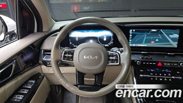 Kia Carnival 2021 — Фото 13/20