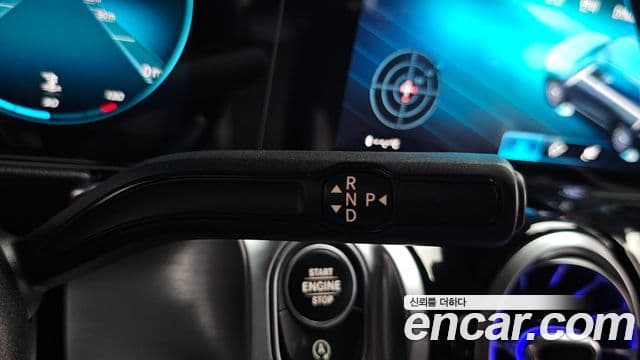 Mercedes-Benz GLB-Class 2021 — фото 9 из 20