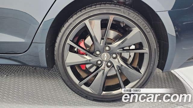 Genesis G70 2021 — Photo 24/34