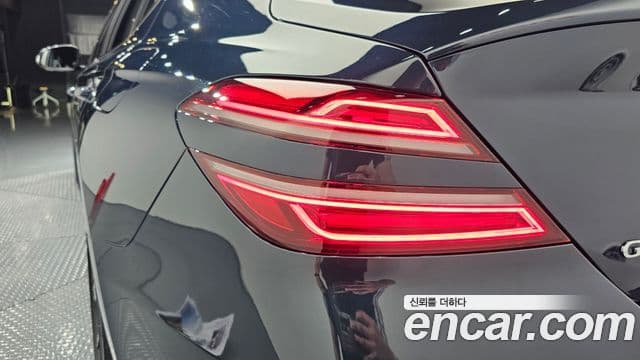 Genesis G70 2021 — Photo 8/34