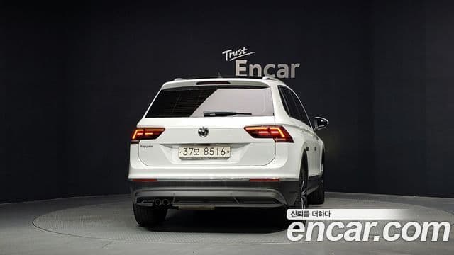 Volkswagen Tiguan 2018 — фото 4 из 20
