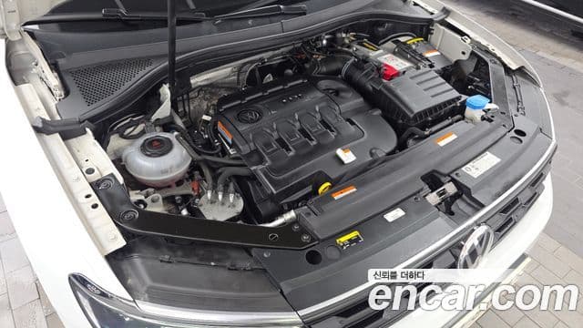 Volkswagen Tiguan 2018 — фото 6 из 20