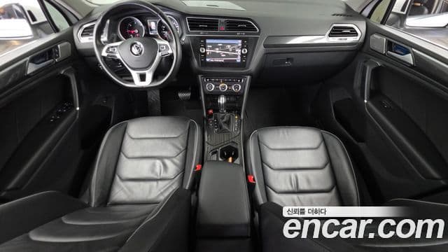 Volkswagen Tiguan 2018 — фото 7 из 20