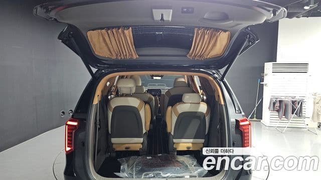 Kia Carnival 2024 — ფოტო 20/20