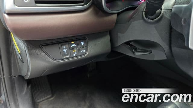 Genesis G70 2018 — Şəkil 19/20