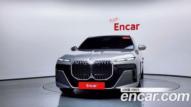 BMW 7 Series 2025 — Şəkil 3/20