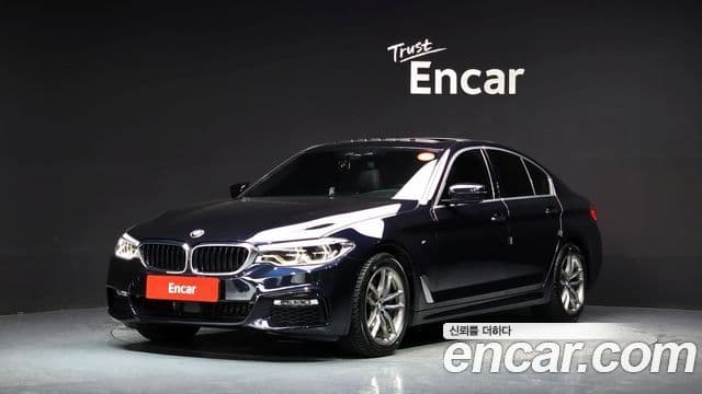 BMW 5 Series 2018 — Şəkil 1/20