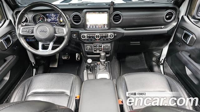 Jeep Wrangler 2022 — Photo 8/29