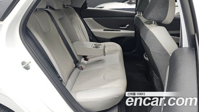 Hyundai Avante 2022 — Şəkil 13/20