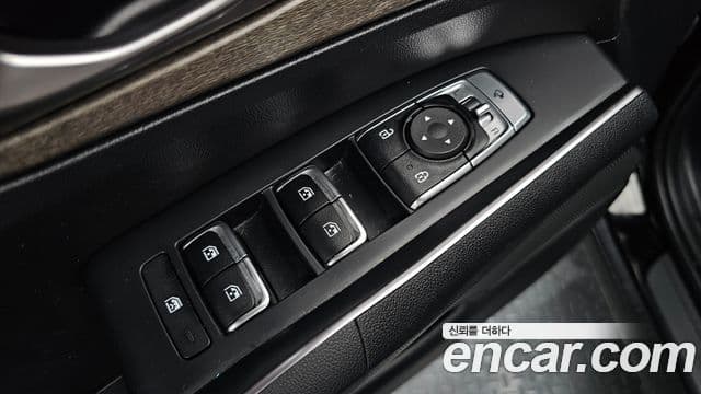 Kia Sorento 2022 — ფოტო 19/20