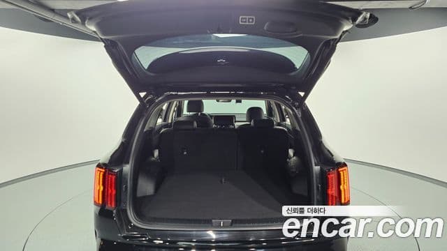 Kia Sorento 2022 — ფოტო 20/20