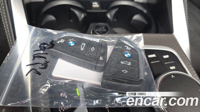 BMW 4 Series 2025 — Photo 15/30
