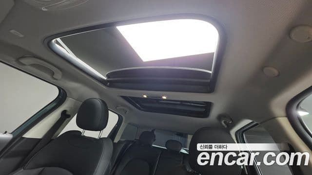 Mini Cooper Countryman 2022 — фото 11 из 20