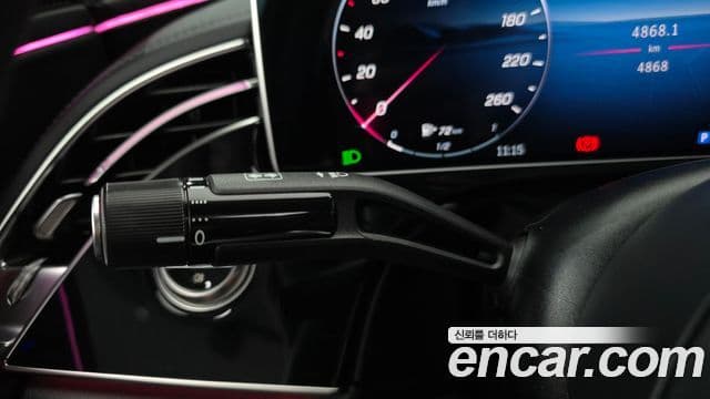 Mercedes-Benz E-Class 2025 — Photo 16/32